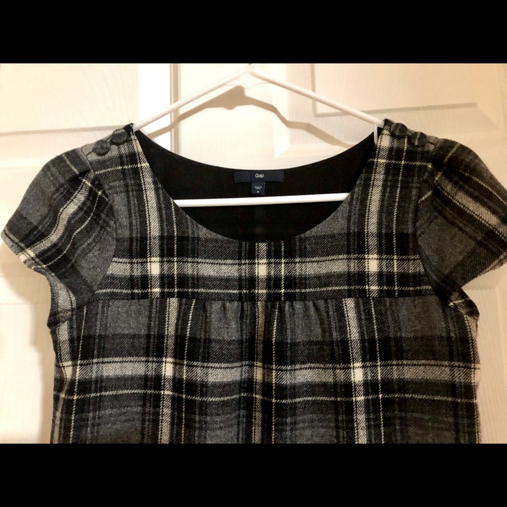 Mod-style wool, plaid GAP dress. Perfect for holidays/special events!
